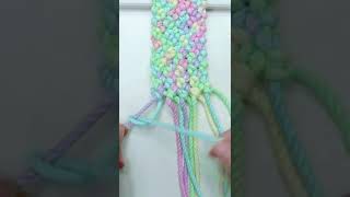This is a clearer video to show you the macrame bow techniques. Let's make together.