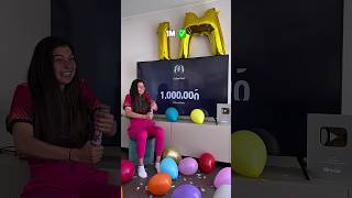 Viral Video 😁 #shortvideo #hiddenidentity #prankwars #shocking #fitnessmotivation #comedy