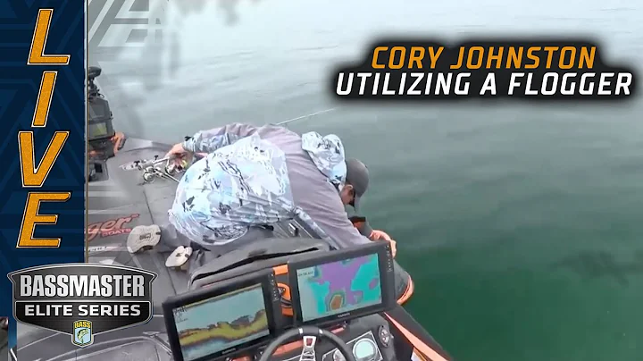 Cory Johnston using a flogger to catch big smallmo...