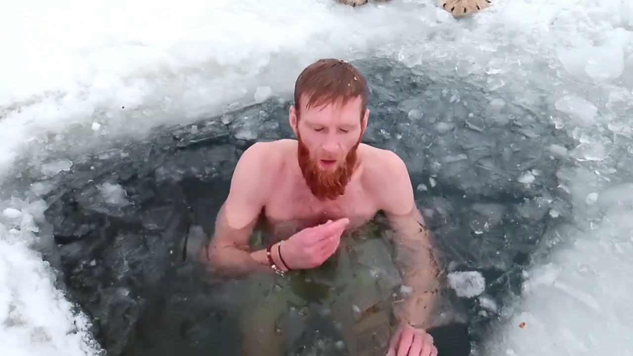 Почему купание в проруби стало моим ежедневным ритуалом: Wim Hof Method