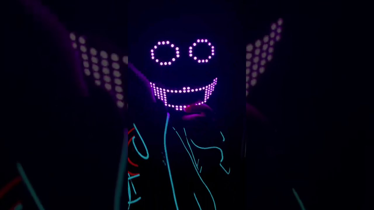 HighTech Bluetooth APP LED Display Maske Face - Shifter 45 dyn. Motive + 70 Bilder  Gestik Steuerung