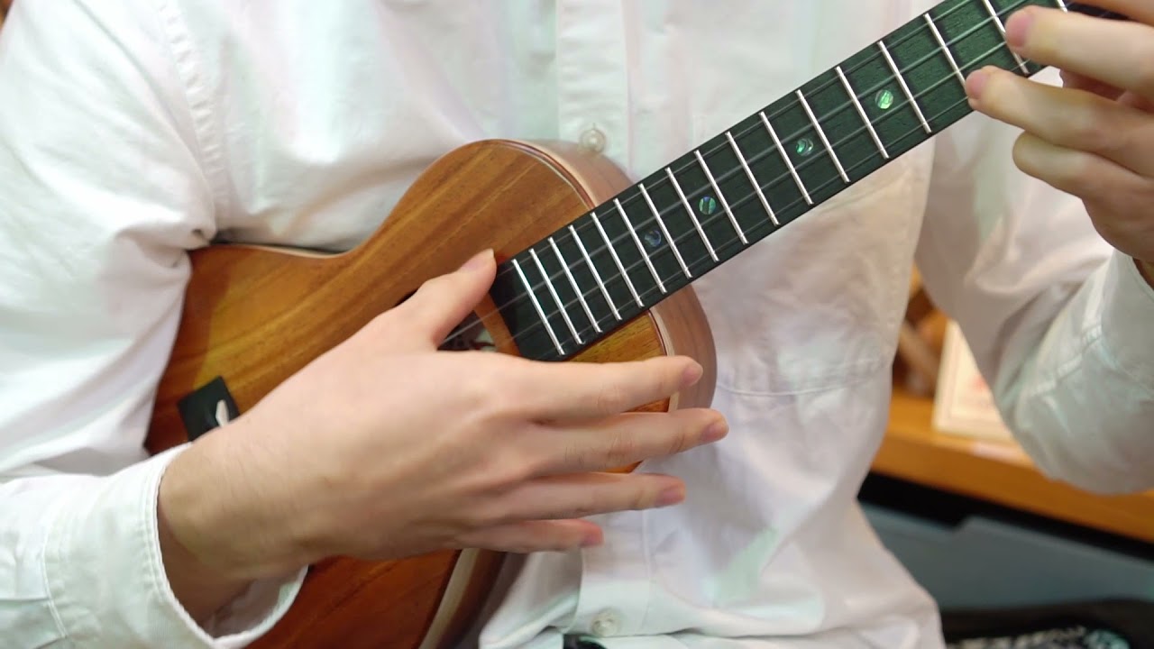 KoAloha KCM-10 "Pikake" Concert Hawaiian Koa