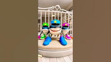 TRALALERO BRAINROTS FAMILY PRISON RUN 🦈 #shorts #shortsfeed #roblox #robloxshorts