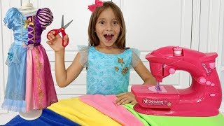 София шьет Новое платье и собирается на Вечеринку Принцесс | Sofia playing with Toy Sewing machine София шьет Новое платье и собирается на Вечеринку Принцесс | Sofia playing with Toy Sewing machine
