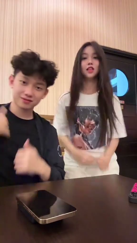 AJARIN PACAR AKU JOGED??
