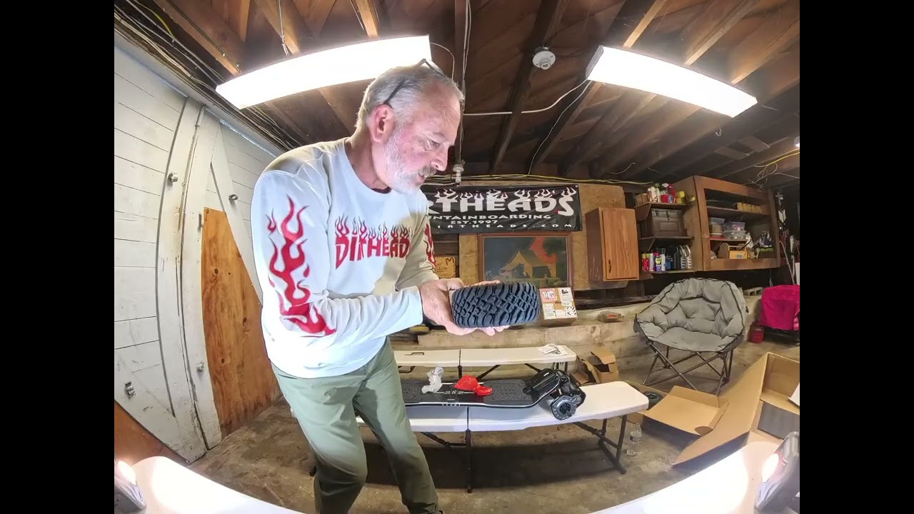 4WD Electric Mountainboard (unboxing)