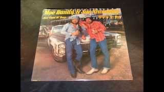 Video thumbnail of "Tell Ole I Ain't Here He Better Get On Home - Moe Bandy & Joe Stampley"