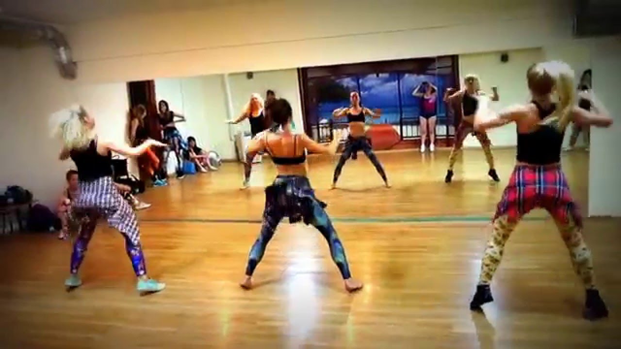 Reggaeton Fusion Basic Steps Routine Beginners Group By Jane Reggaeton Fusion Basic Steps Routine Beginners Group By Jane