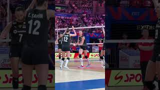 Ebrar Karakurt Önce Karşıladı Sonra Noktaladı