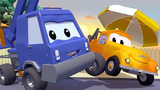 Charlie the CHERRY PICKER Has PAINTS a MELTING Basket! - Tom the Tow Truck in Car City Street Veh... screenshot 4