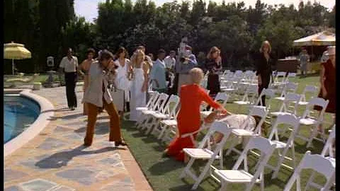 Kelly Garrett (Jaclyn Smith) gets attacked at the ...