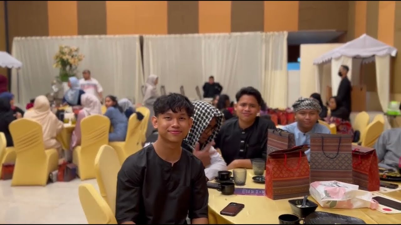 YA HABIBI!!!!!,,,Aku Sekadar Penghibur - Mimpi Laila (Yasin)