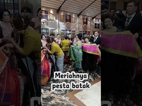 Meriahnya pesta Batak #lagubatakpopuler #bataksongs #pestaadatbatak #pestapernikahanadatbatak