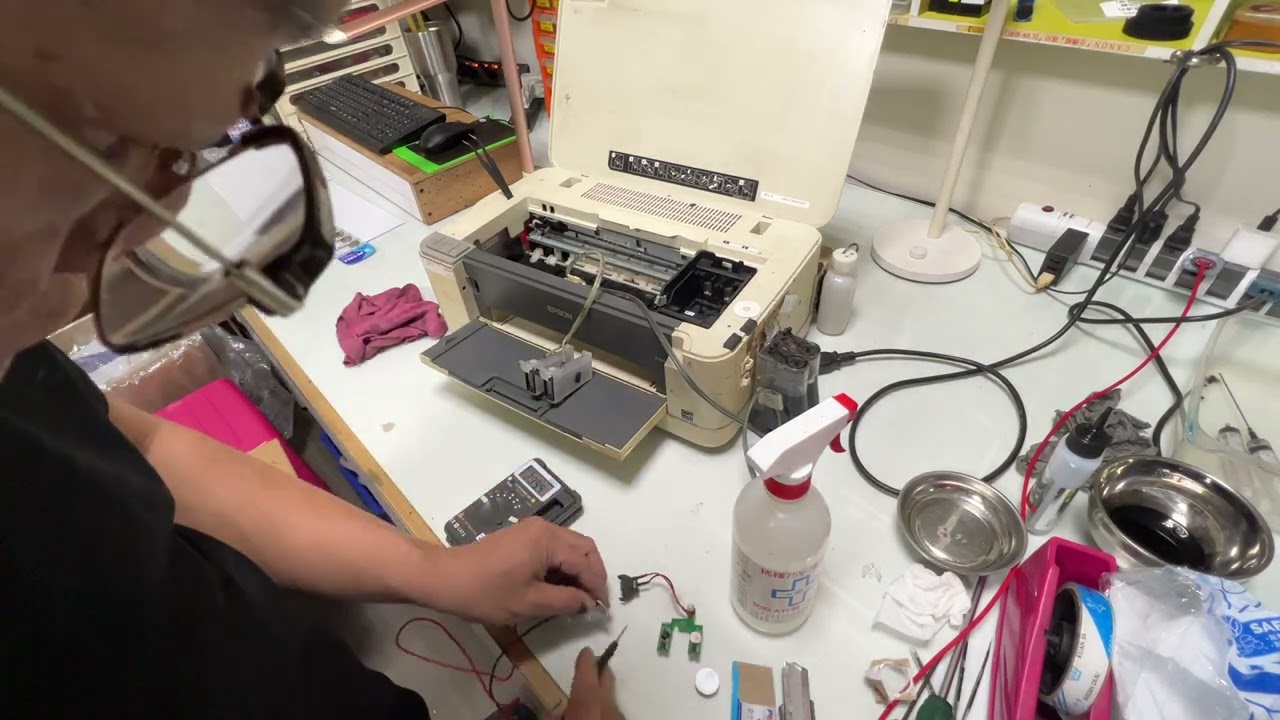 【檢修紀錄】EPSON K100 兩台機器 檢修紀錄 #客戶聯繫說晶片壞了要換晶片 #實際收到機器卻發現機器是需要整理維修 #晶片整理後確認沒損壞!! #如整理加上換晶片費用可能更高 20260826 縮圖