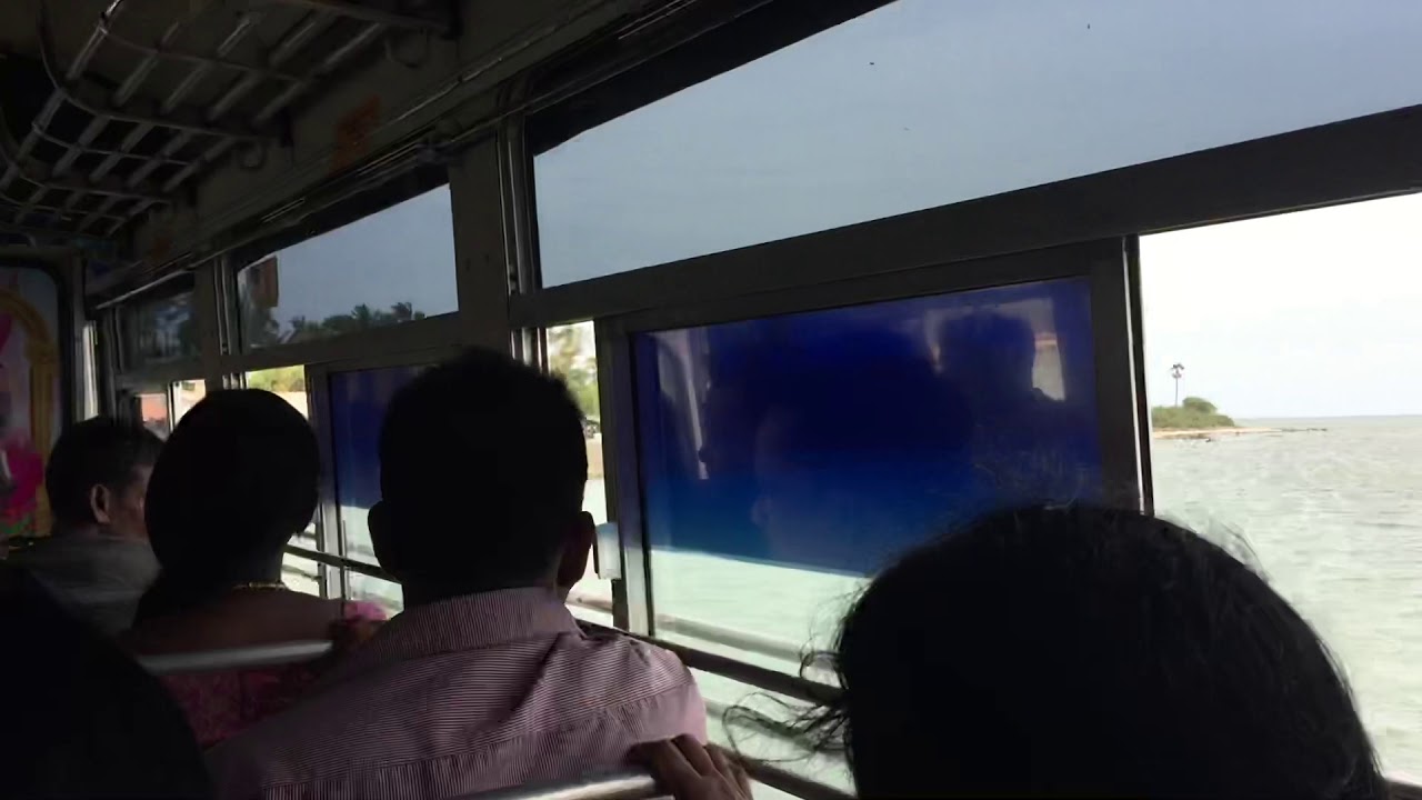 Bus Shaking Shaking bus in Sri Lanka - YouTube
