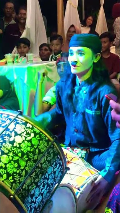 PAK KENTUS PELANGI BERAKSI KEPLAKAN KENDANG SEAMPAT