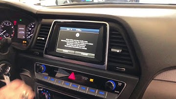 How to change the clock in a Hyundai Sonata