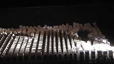 Brittle Failure / Paredes de Papel