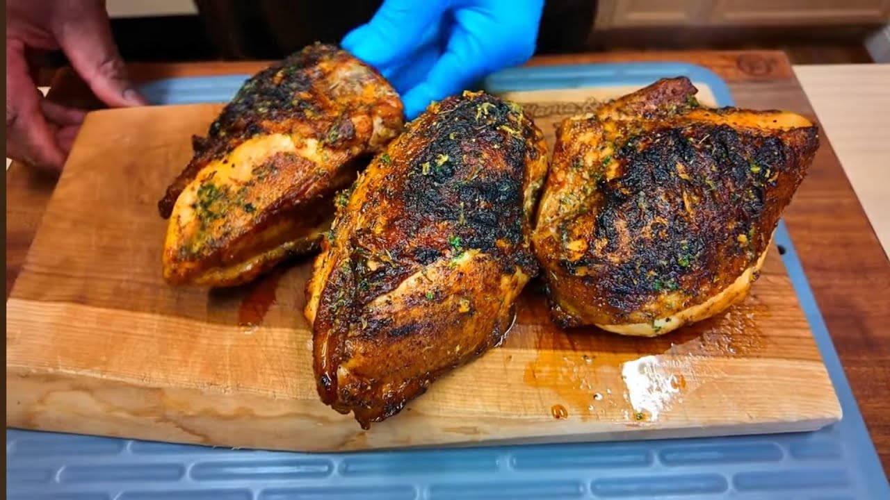 Рецепт сочной куриной грудки на гриле | Приготовление на углях