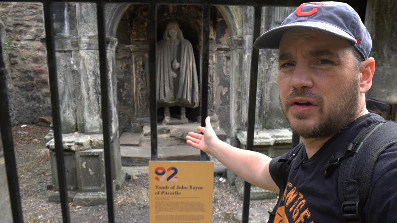 Странные и захватывающие могилы Грейфрайарс Киркиярд