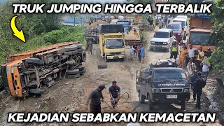 Kejadian Sebabkan Kemacetan !!! Truk Jumping Hingga Terbalik Di Batu Jomba