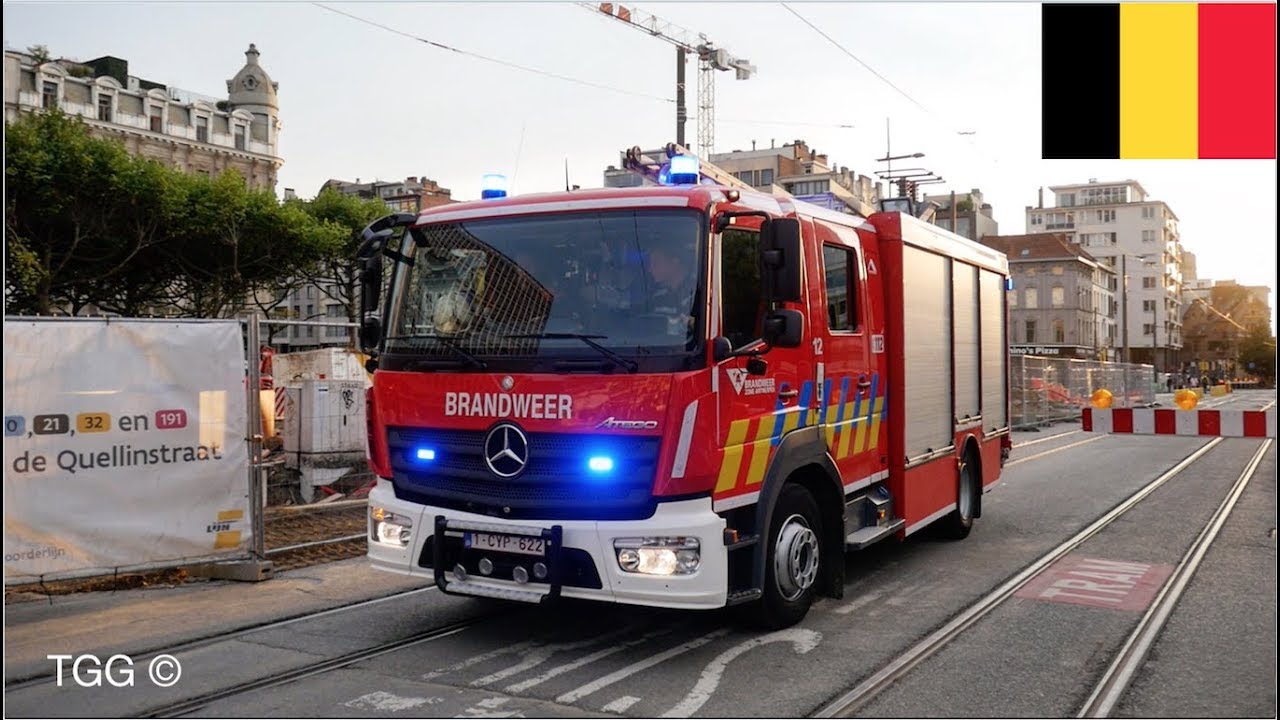 [Antwerp] Fire Engine Responding in the City Center Brandweer Antwerpen Post Centrum YouTube