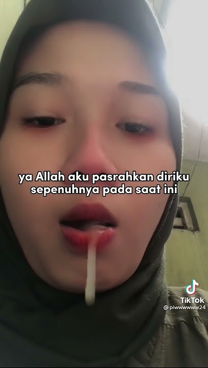 Air liur cewek cantik gara gara ngulum es batu