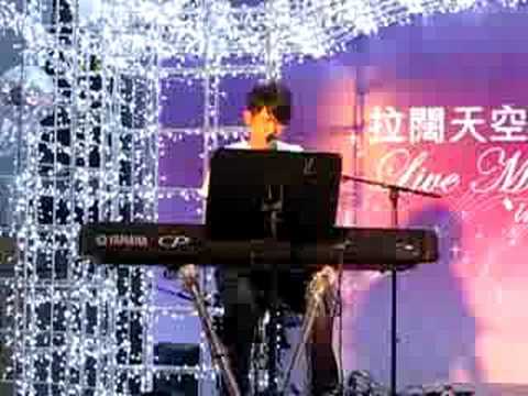 曹震豪 Wallis Cho 唱 張敬軒 櫻花樹下@朗豪坊_2008_07_21