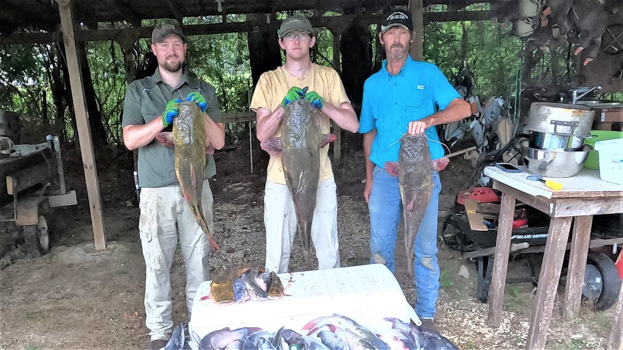 Filling the Freezer - Catfishing with Trotlines