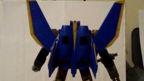 Transformers Universe Review- Tread Bolt