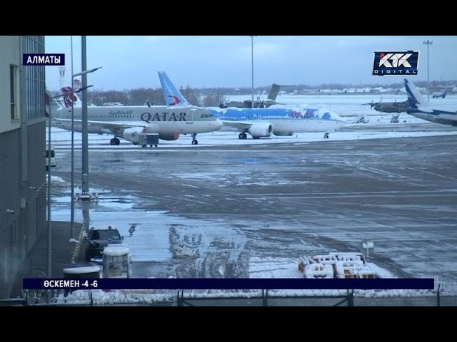 «Эйр Астана» ұшағынан шыққан түтін жолаушыларды жолдан қалдырды