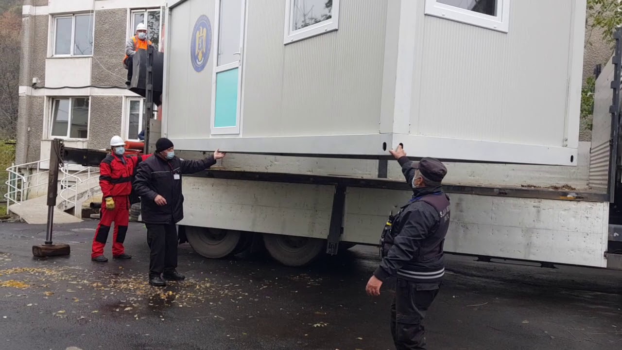 FOTO: 4 noi containere pentru Spitalul Județean Neamț