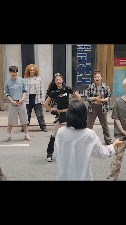 BLACKPINK - JUMP || MV vs REALITY 😂 #jennie #lisa #rosé #jisoo #blackpink #shorts
