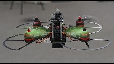 Large Quad Figure 8 with sim2real neural network controller