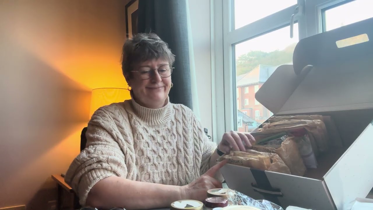 Introducing Suzie Seed Box. Plans for the coming season and a spot of discombobulation at the end🤭