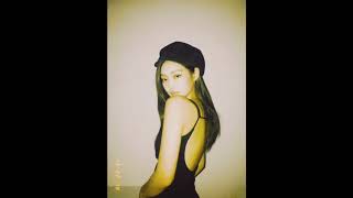 the jennierubyjane instant camera look. screenshot 5