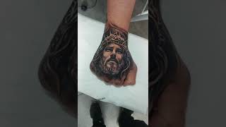 tatuagem na mão