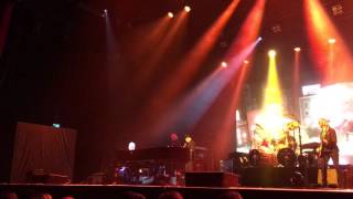 Elton John Olympia 06/02/016 "Goodbye Yellow Brick Road"