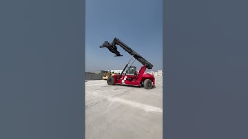 Kalmar DRF Reachstackers