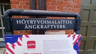 Vanhankaupungin Höyryvoimala Aukesi Yleisölle Taidenäyttelyn Ajaksi