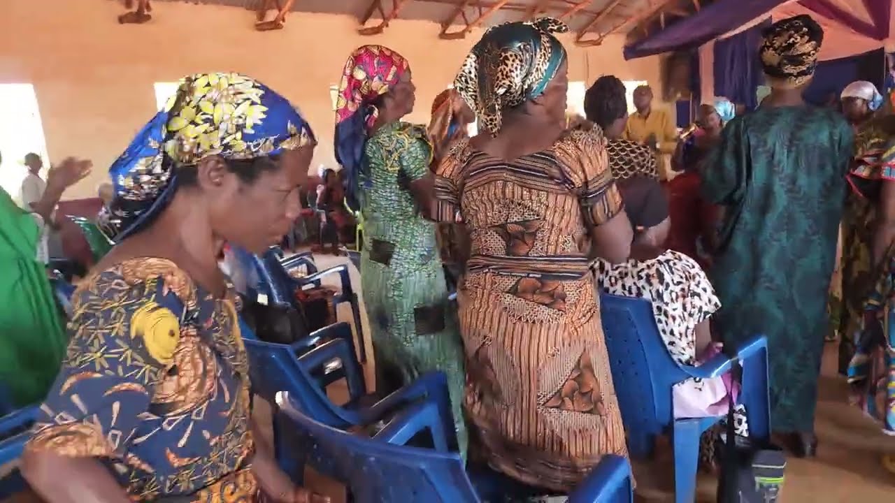 Wimbo wa mkonga úkanyibwe ibadani 