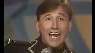 Video thumbnail of "Ricardo Montaner                 Tan enamorados 1988"