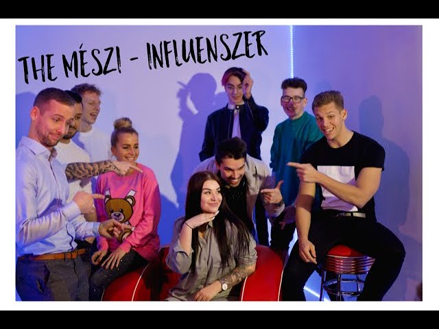 Přehrát hudební video {trackName} od interpreta {artistName}