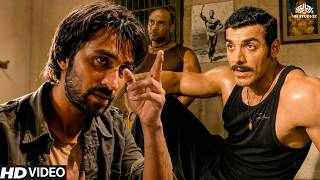 मेरी बंदूक से निकली हुई गोली पहले मुझे सलाम ठोकती है, फिर मेरे निशाने को | John Abraham