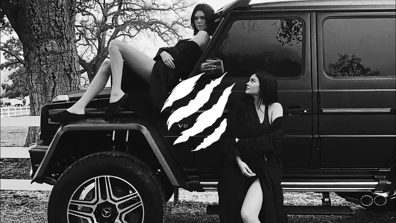 Мы будем вместе ремикс девушка поет. Я ждала тебя так ждала ремикс. Девушка из клипа газировка блэк. Девушка плачет ремикс. Слушать музыку девочка моя.