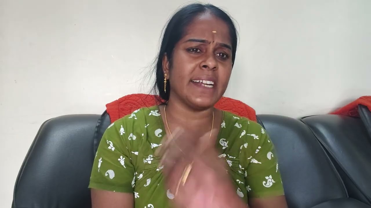 மெம்பர்ஷிப் லைவ் போட்டு சம்பாதிக்கிறவர்கள் எல்லாம் விட்டுறீங்க சும்மா இருக்குற எங்களை ஏண்டா 😡😡