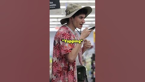 Fake Tourist Pranks Strangers