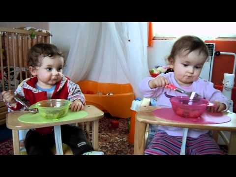 Video: Jak Snadné Je Přesvědčit Dítě, Aby Jedlo Kaši