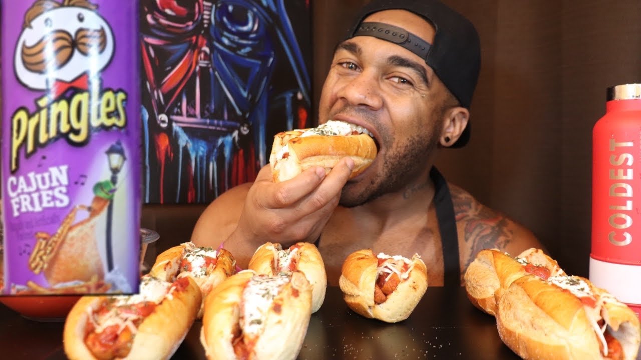 NEW Pringle Cajun Fries Review / Mukbang Sausage Parms YouTube