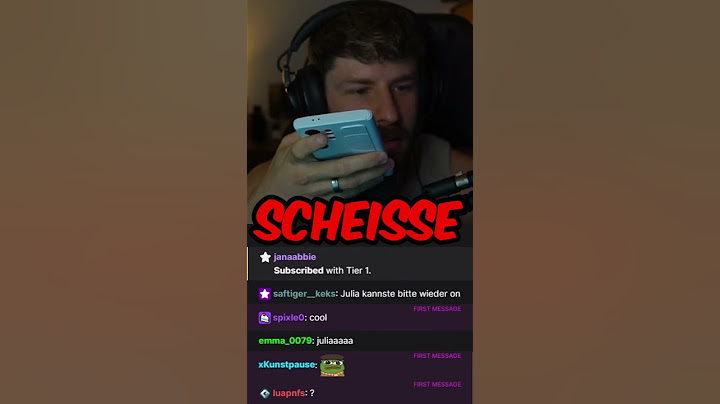 Julias erster Stream ☎️ #shorts